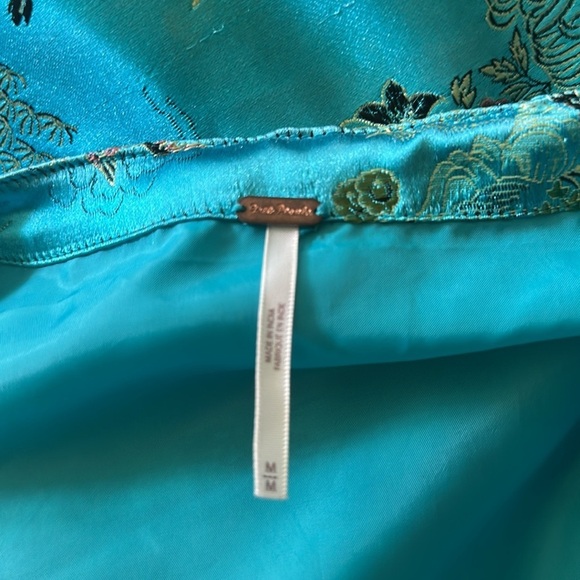 Free People - Picture 4 of 5